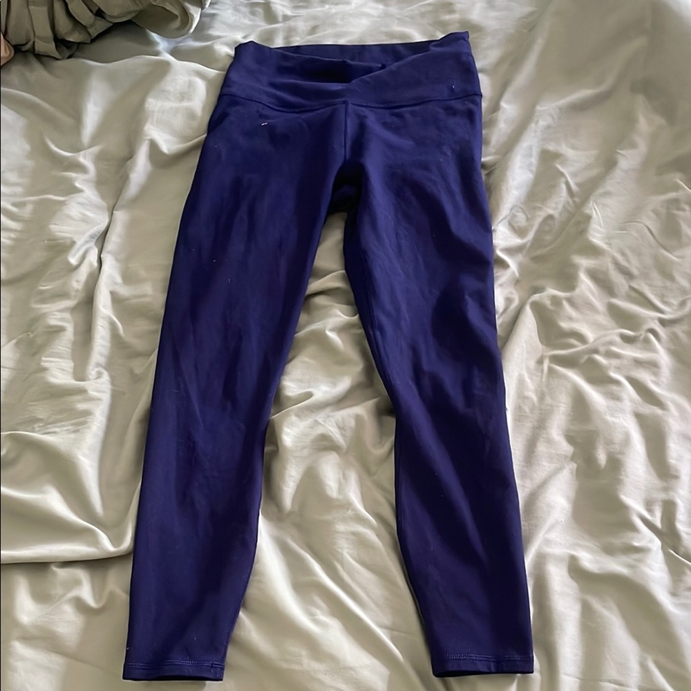 Navy Fabletics  Leggings